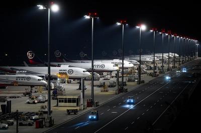 剛才看央視新聞,對于安徽用槽頭肉做梅菜扣肉的廠家,罰款4萬多元。沒收其產品。這家企業從2015年開始就這么生產,用曹頭肉生產梅菜扣肉,坑害老百姓,罰款4萬多元,是不是罰的太少了?一個飯館賣拍黃瓜發45萬,一個企業一天生產幾十噸梅菜扣肉。除了這事兒,全國曝光才發4萬多元,是不是太少啊?應追究其常負責人-今日