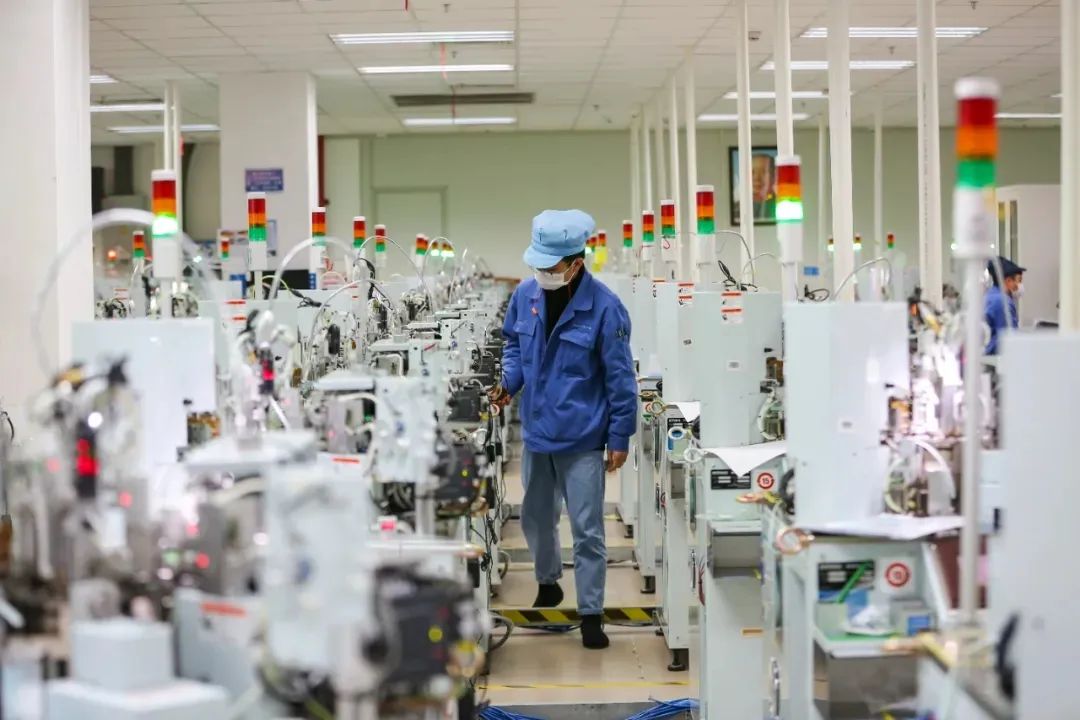 “智改數轉”賦能產業創新升級，貴陽高新區跑出新型工業化“加速度”